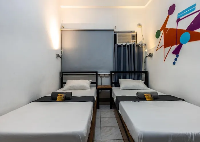 Mad Monkey (adults Only) Cebu