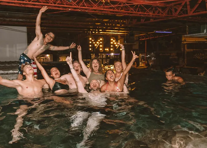Mad Monkey (adults Only) * Cebu