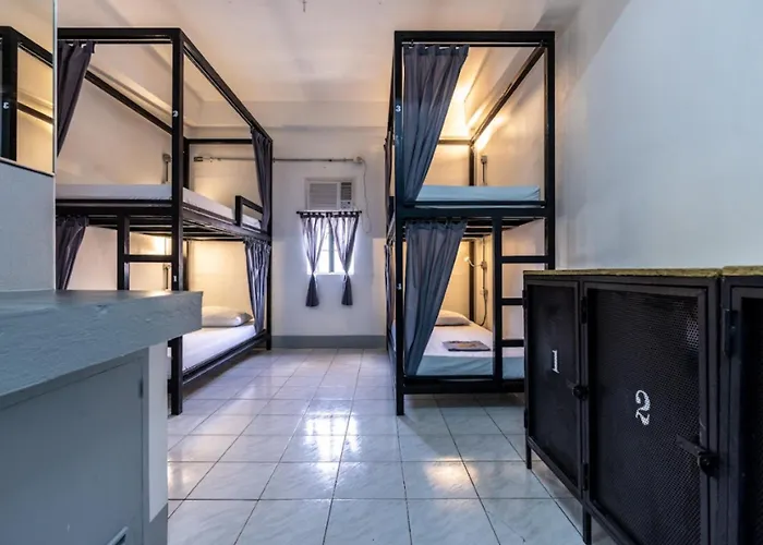 Mad Monkey (adults Only) Cebu